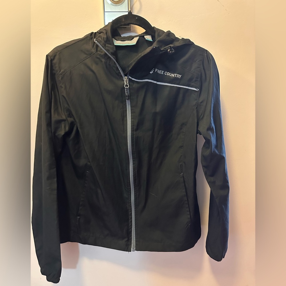 Free Country Women's Black Windbreaker